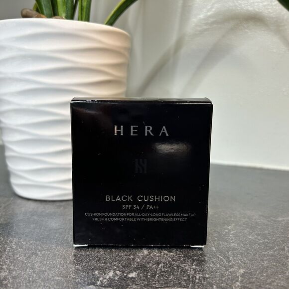 New HERA Black Cushion Foundation 5g SPF‎ 34 PA++ K-Beauty Shade 21 SEALED - Picture 1 of 6